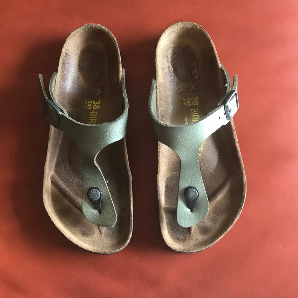 Birkenstock Metallic Green Gizeh Sandals